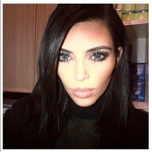 Meet your Posher, Romina